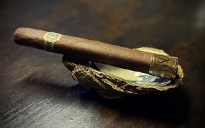 Cigar Review – Famous 80th Anniversary by Dunbarton Tobacco &…